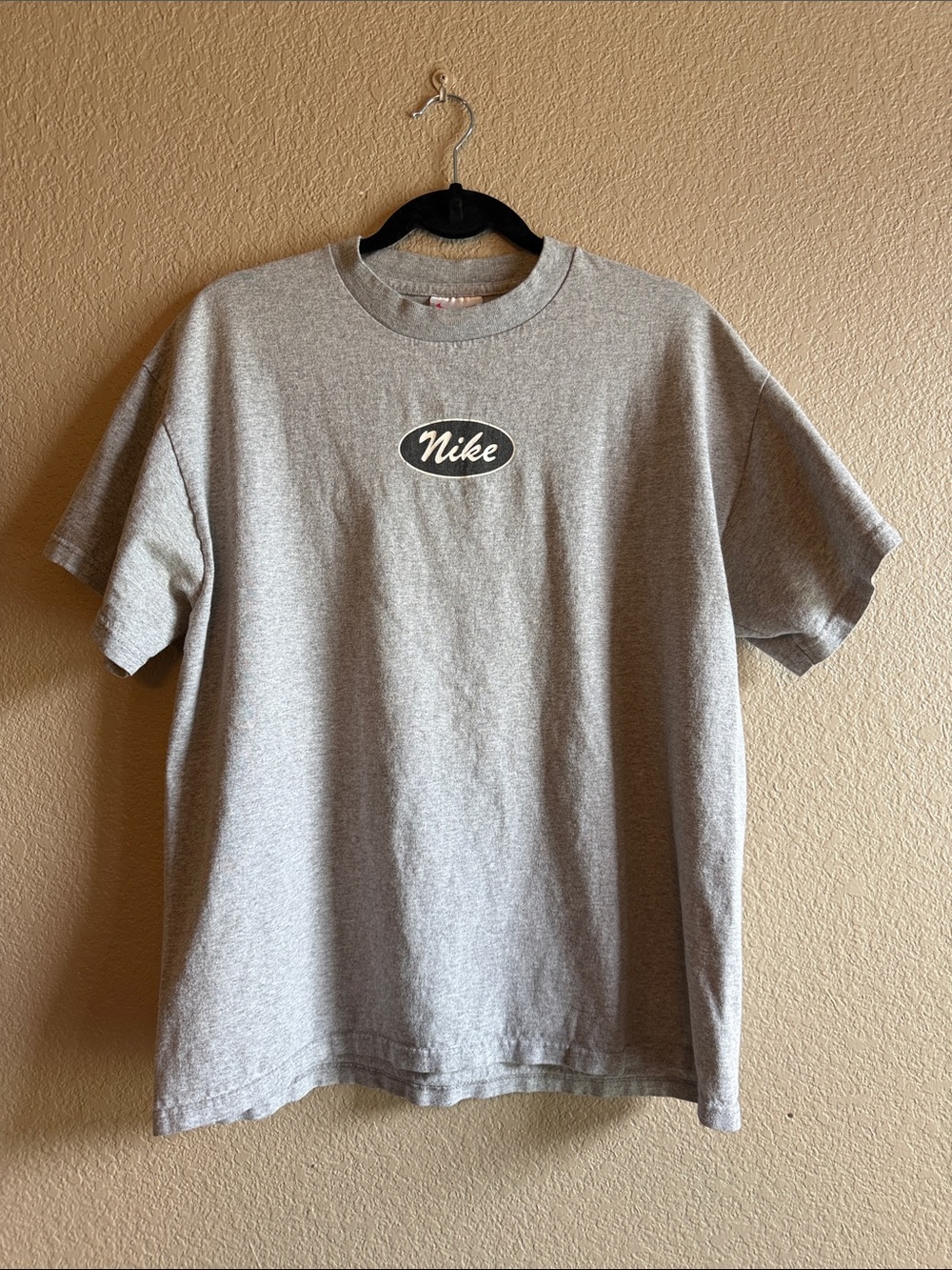 Y2K Nike Gray Short Sleeve Logo Tee
